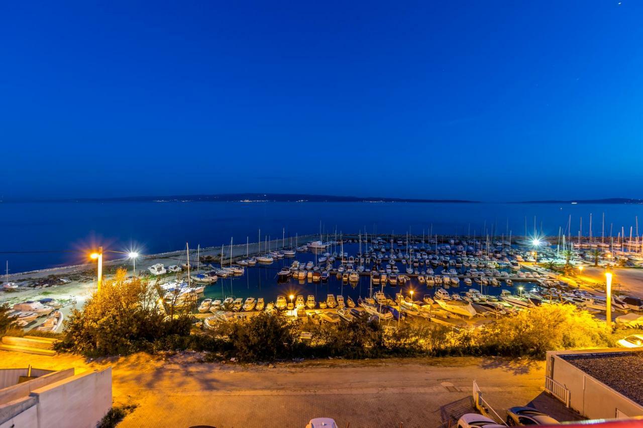 Seaside Penthouse With Hot Tub Sky Living Διαμέρισμα Σπλιτ Εξωτερικό φωτογραφία