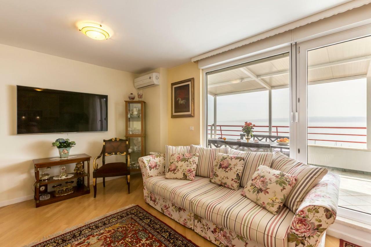 Seaside Penthouse With Hot Tub Sky Living Διαμέρισμα Σπλιτ Εξωτερικό φωτογραφία