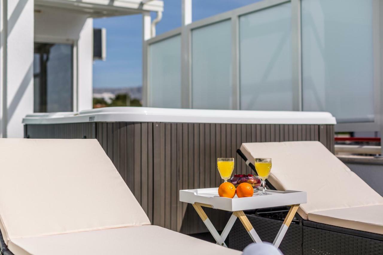 Seaside Penthouse With Hot Tub Sky Living Διαμέρισμα Σπλιτ Εξωτερικό φωτογραφία